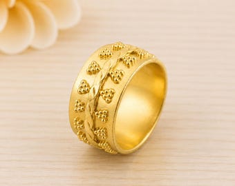 Gold Tone Brass Floral Ring, Wide Band, Engraved Leaf Vine Motif, Vintage Jewelry