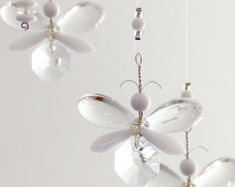 Boda móvil vivero decoración de la idea de hada móvil blanco mariposa Swarovski cristal suncatcher colgante móvil niña móvil bautizo regalo de bautizo