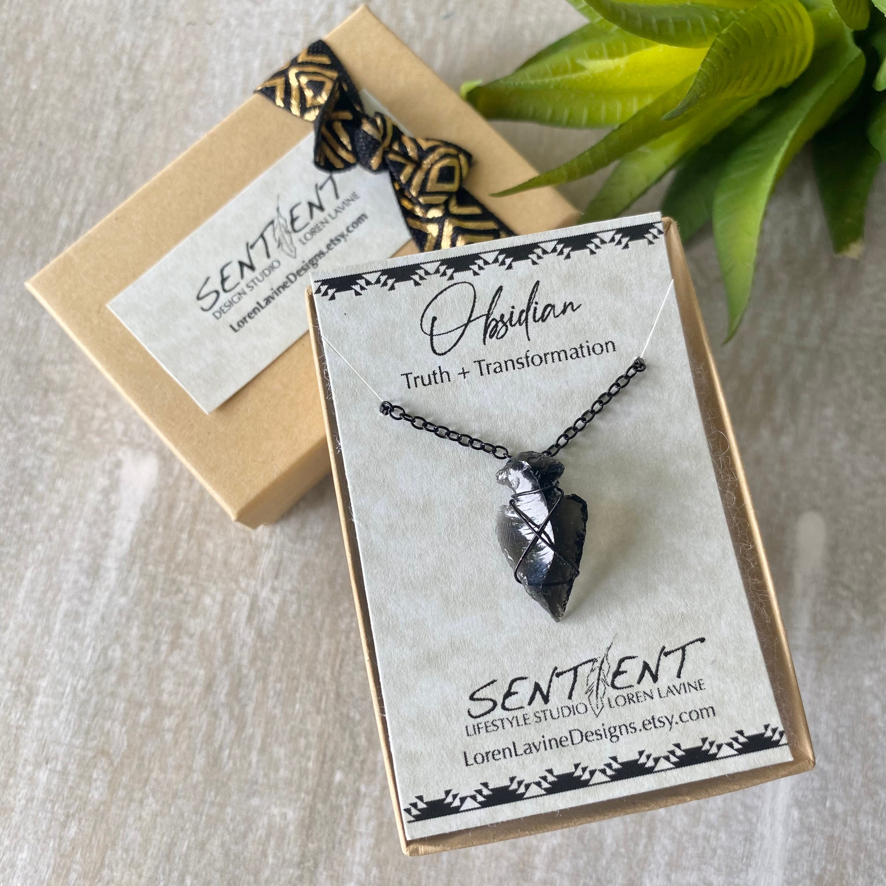 Obsidian arrowhead necklace deals