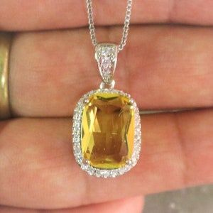 Topaz Necklace Golden Yellow Necklace November Birthstone Citrine necklace Crystal Pendant Bridesmaids Wedding Necklace