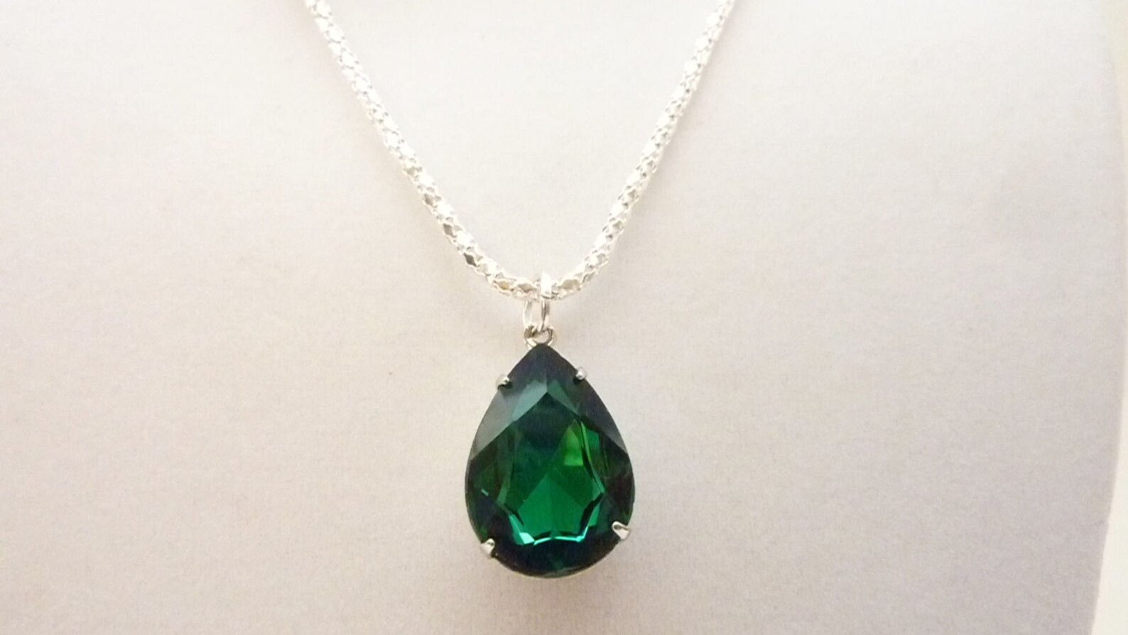 Emerald Necklace May Birthstone Emerald Green Pendant - Etsy
