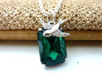Emerald Necklace Green Necklace May Birthstone Silver sparrow bird Rhinestone Estate Style jewelry