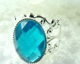 Aqua Blue Ring Vintage  turquoise blue rhinestone silver filigree adjustable ring