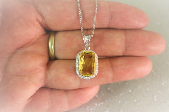 Yellow topaz best sale necklace
