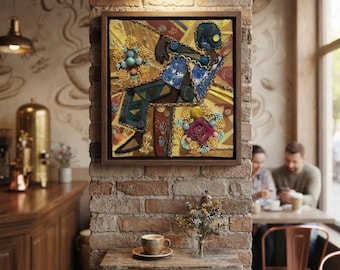 Opera tessile a tecnica mista raffigurante un uomo seduto e un collage di bottoni ricamati da appendere al muro (11x12).