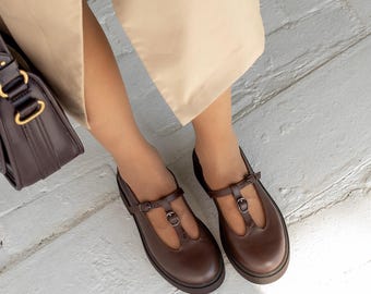 Vintage Chocolate Brown Leather Mary Janes