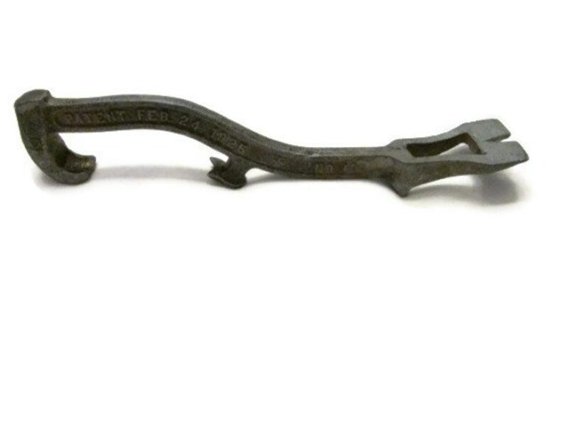 Vintage 1925 Fire Hydrant Wrench Akron Brass Mfg Co Inc Etsy