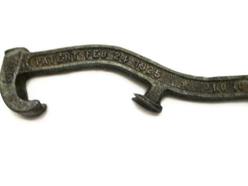 Vintage 1925 Fire Hydrant Wrench Akron Brass Mfg Co Inc Etsy