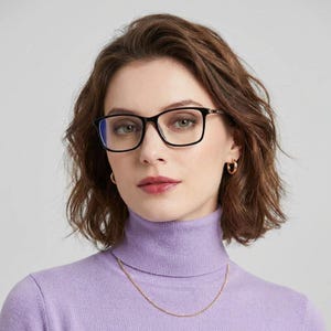 Svarta rektangulära glasögonbågar, glasögonbågar i legering, optiska glasögon i metall, moderna modeglasögon för unisex