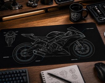 Schreibtischunterlage mit Konstruktionszeichnungen für Sportmotorräder | Technische Illustration für Superbikes