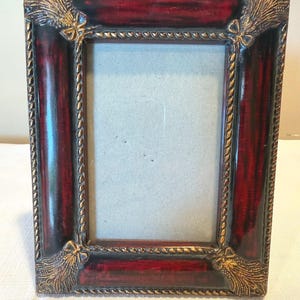 Vintage-Bilderrahmen im Barockstil, burgunderrot, goldfarben, verziert, aus Kunstharz in Mahagoni-Optik, 3 x 4,25 Zoll