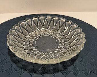 Vintage Indiana Glass Clear Coupe Soup Bowl Pretzel Basket #622