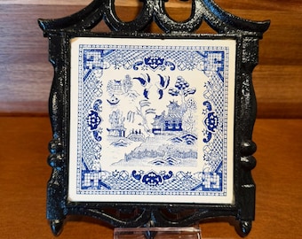 Vintage Blue Willow Cast Iron Trivet