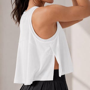 Women's Sleeveless Athletic Tank Top | Lightweight Cooling Yoga & Tennis Shirt image 6