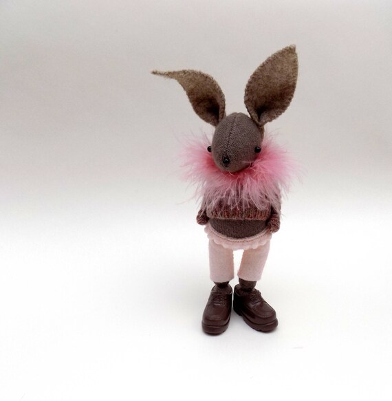 Lapin en peluche en laine - poupée de lapin à la main portant feutre pantalon, pull laineux et des chaussures en plastique marron. | De Haute Qualité Et De Bas Frais Généraux
Lapin en en en peluche en laine - poupée de lapin à la main portant feutre pantalon, pull laineux et des chaussures en plastique marron. | De Haute Qualité Et De Bas Frais Généraux
f47bb1