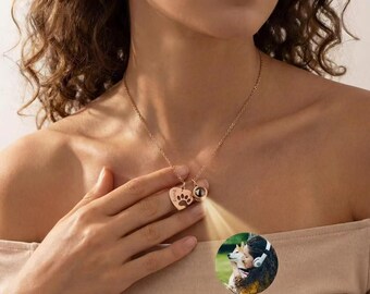 Collana con proiezione fotografica e nome del cane, collana personalizzata con foto, gioiello personalizzato con foto all'interno, collana commemorativa per animali domestici