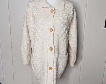 Vintage Eddie Bauer Cream 100% Lambs Wool Floral Embroidered Oversized Cardigan