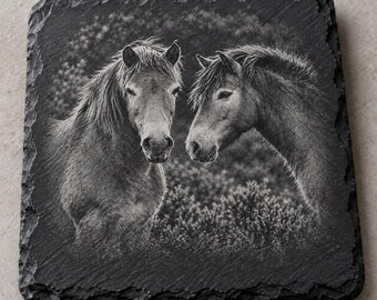 Dessous de verre et plateau de service en ardoise Exmoor Pony, cadeau de ferme des Highlands, portrait de poney gravé