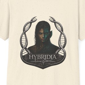 Hybridia Damen-T-Shirt | Futuristisches Frauenporträt | Cyberpunk-Illustration | Science-Fiction | Geschenk für Geeks | Bioengineering