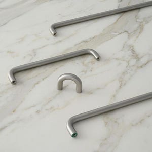 Brushed Nickel Bar Pull, Modern Cabinet Handle, Silver Drawer Hardware, Kitchen Cupboard Grip, Minimalist Furniture Accent