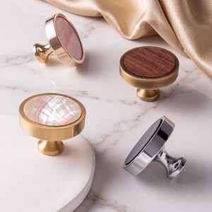 Mother of Pearl Cabinet Knob, Brass Drawer Pull, Abalone Shell Hardware, Wooden Dresser Handle, Luxury Cupboard Accent, Modern Furniture