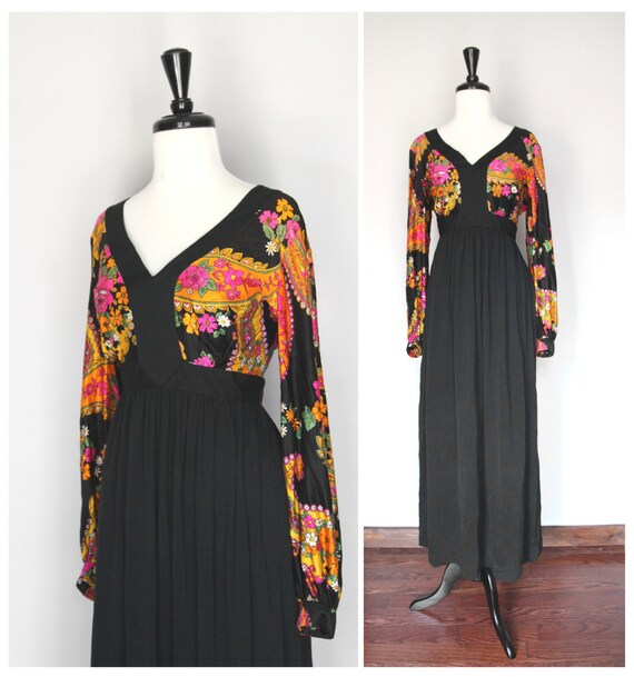 Psychedelic Floral & Paisley Vintage Empire Waist