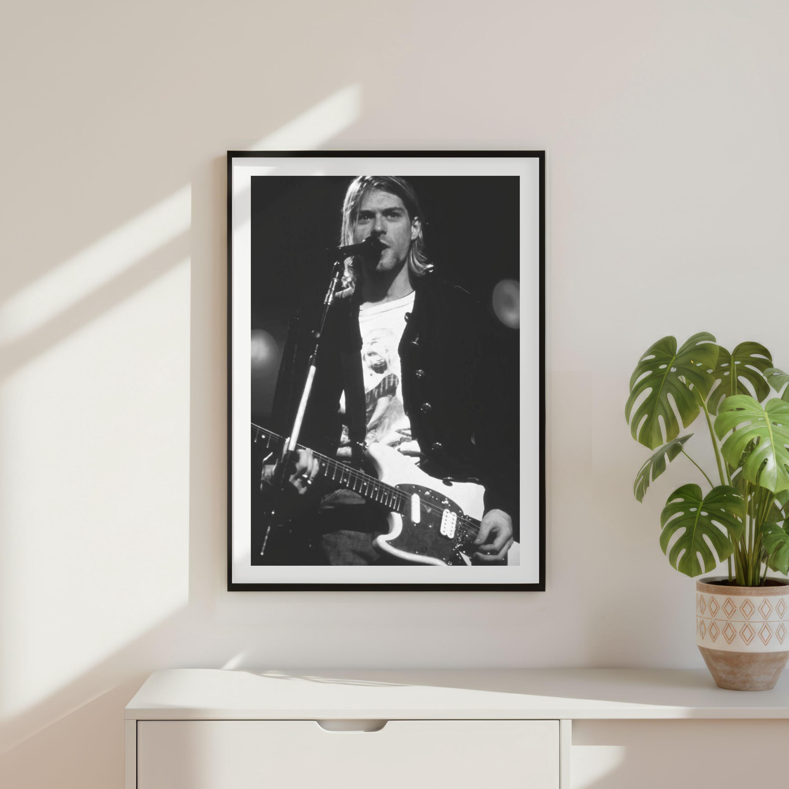 Kurt cobain smoking - Etsy 日本