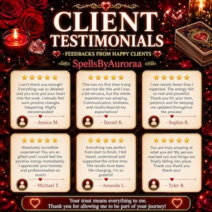 Puede incluir: Un gr&aacute;fico digital titulado CLIENT TESTIMONIALS FEEDBACKS FROM HAPPY CLIENTS SpellsByAuroraa que muestra seis tarjetas cuadradas de color beige con valoraciones de cinco estrellas y rese&ntilde;as de clientes. Fondo oscuro con rosas rojas, velas y corazones.