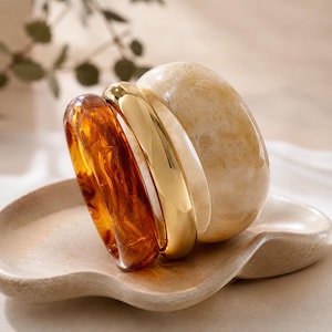 Chunky Resin Bangle Bracelet Set – Amber, Gold & Ivory Marble Stack Bracelets | Statement Cuff Jewelry | Trendy Boho Gift for Women