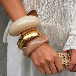 Minimalist Chunky Bangle Set | Glossy Acrylic Bracelets | Statement Resin Bangles | Boho Jewelry | Stackable Bracelet Set