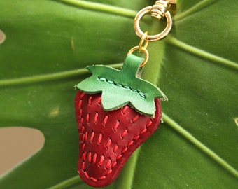 100% Handmade Cute Keychain leather Strawberry Keychain Bag Charms Accessary Good Luck Party Favors Gift