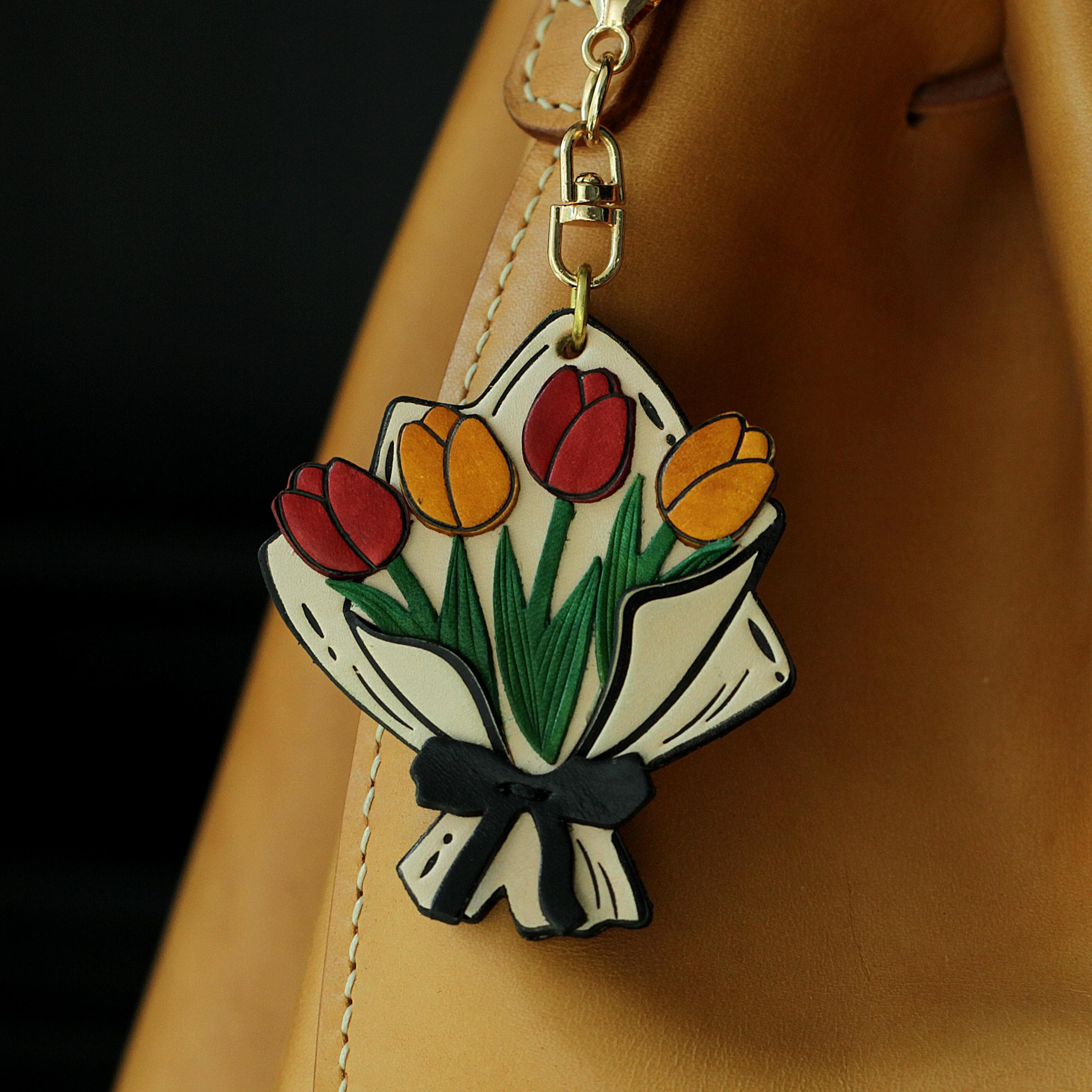 100% Handmade Leather  Tulip bouquet keychain  -  mini CuteTulip bouquet Bag Charm，Car Hanging Ornaments， Good Luck Party Favors Gift