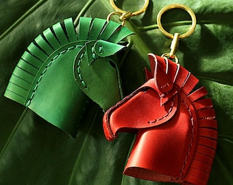 Christmas Ornament Handmade Pony Pattern Leather Keyring Horse Head Leather Bag Charm ，Car Hanging Ornaments ，Good Luck Party Favors Gift