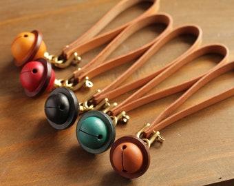 100% Hand-stitched Vegetable Leather bell - Pet pendant, Pet bell for CAT or DOG ,KeyChains