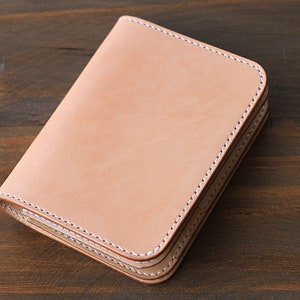 Cartera para tarjetas de cuero curtido vegetal 100 % cosida a mano