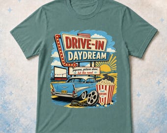 Drive-In Daydream Retro filmavond Road Trip Comfort kleuren T-shirt, vintage auto bioscoopshirt Unisex S-4XL