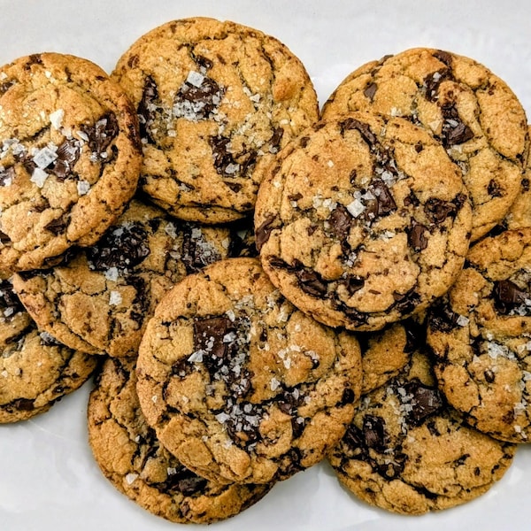 Galletas de chocolate con mantequilla dorada y sal marina – Ingredientes orgánicos, 57 g cada una