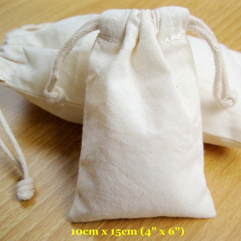 Lot de 12 petits sacs en tissu en coton avec cordon de serrage