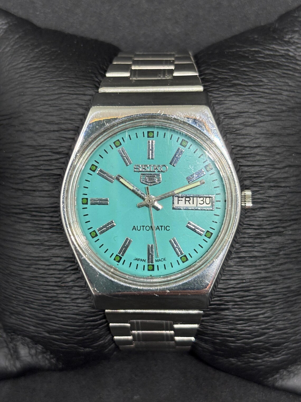 Vintage Refurbished Seiko 5 Automatic Day/Date Japanese Men's Wrist Watch, foto 2 di 5