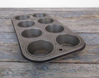 Muffin Tin, Vintage Mini Muffin Pan, 8 Cup Muffin Tin, Cupcake Baking Pan, Food Photo Prop, Food Blogger