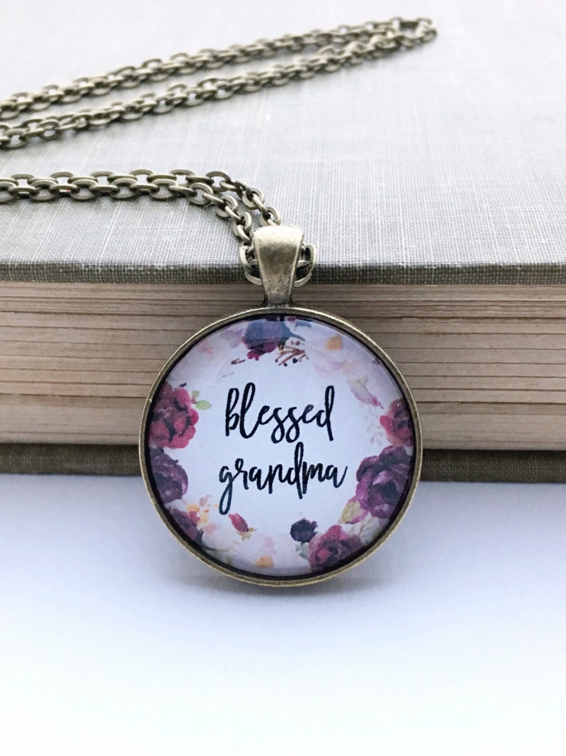 A mother is a jewel but a grandmother is a blessing essay 04 picture