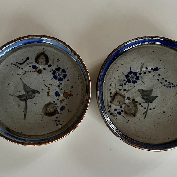 2 Vintage 60s MEXICAN Ceramic Plates