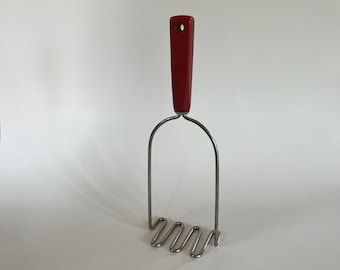 Vintage 30s Red Bakelite Masher