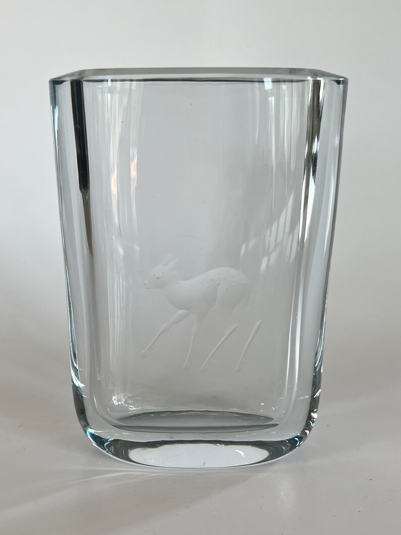 Vintage 30s STRÖMBERGSHYTTAN Fawn Glass Vase image 3