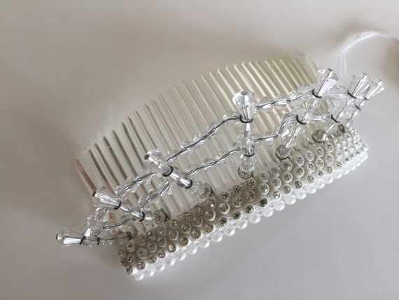 Vintage 60s Pearl and Rhinestone Tiara Hair Comb - image 4