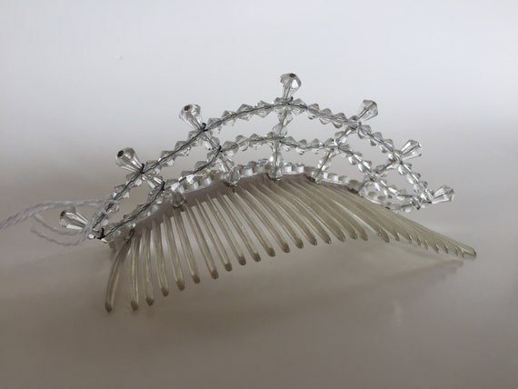 Vintage 60s Pearl and Rhinestone Tiara Hair Comb - image 6