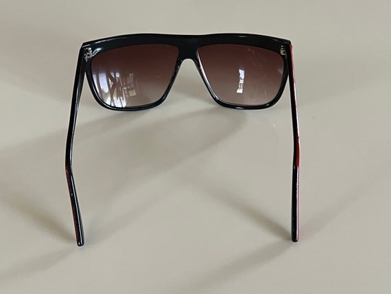 Vintage 80s Mod Sunglasses - image 7