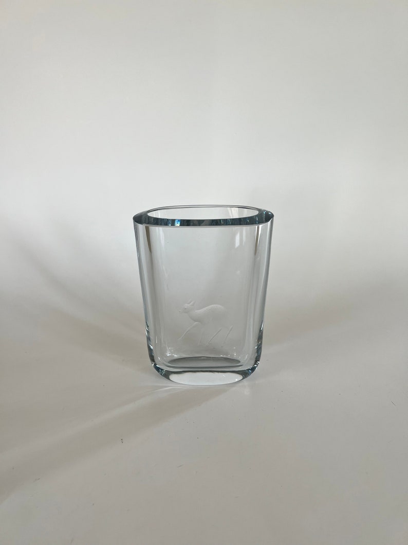Vintage 30s STRÖMBERGSHYTTAN Fawn Glass Vase image 1