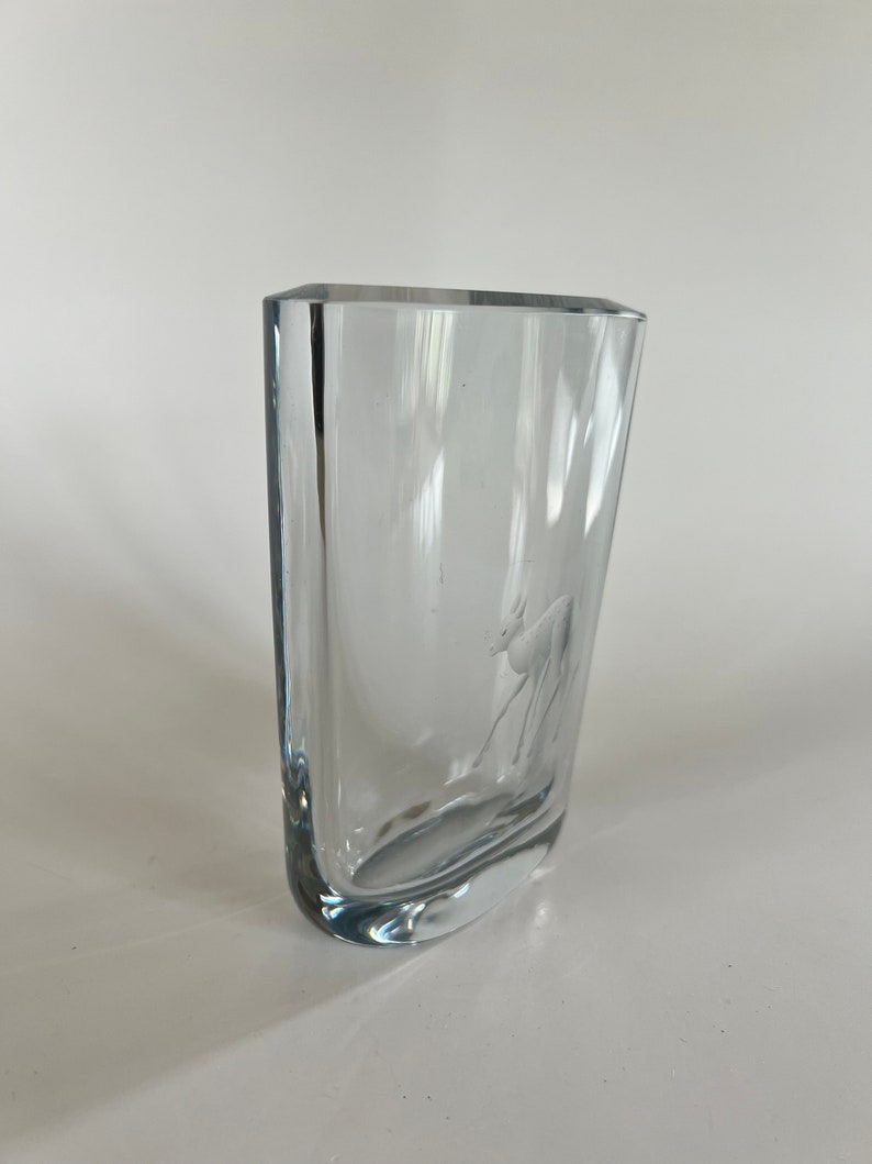 Vintage 30s STRÖMBERGSHYTTAN Fawn Glass Vase image 5