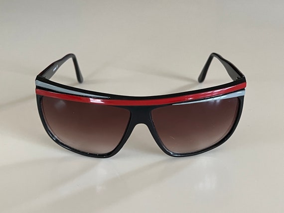 Vintage 80s Mod Sunglasses - image 4